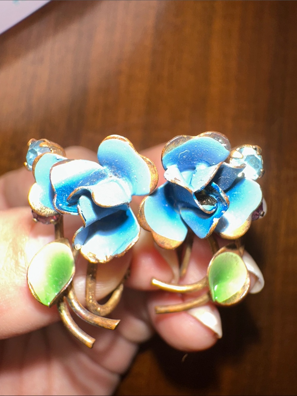Vintage 50s/60s Austrian Floral Blue & Green Clip on Earrings